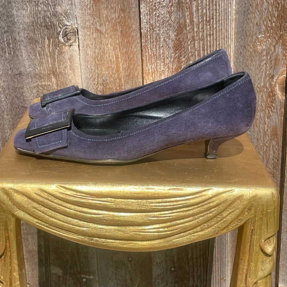 Prada Linea Rossa Women's Navy Suede Kitten Heels - Picture 5 of 7